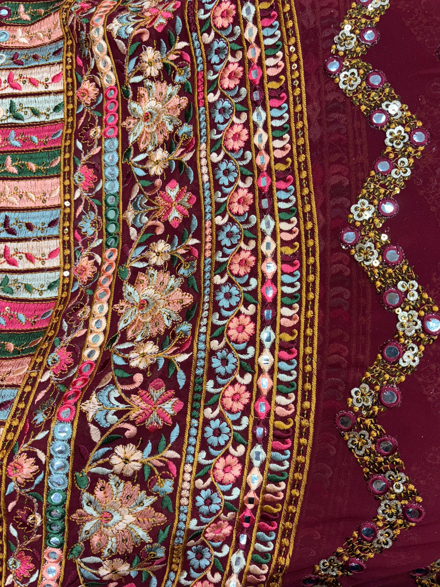 Sequined Waves Royale (Gorjet with Suta and Mirror Work)