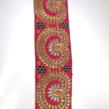 Heerana Paisley Zardozi Lace – Ivory Gold (Comes in 9 Meters)