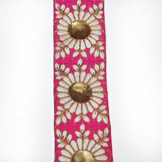 Noor-e-Kamal Golden Bloom Lace (Comes in 9 Meters)