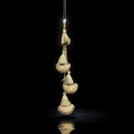 Golden Crescent Elegance (1 Pair)