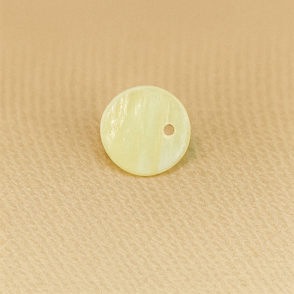 Round Shell Button