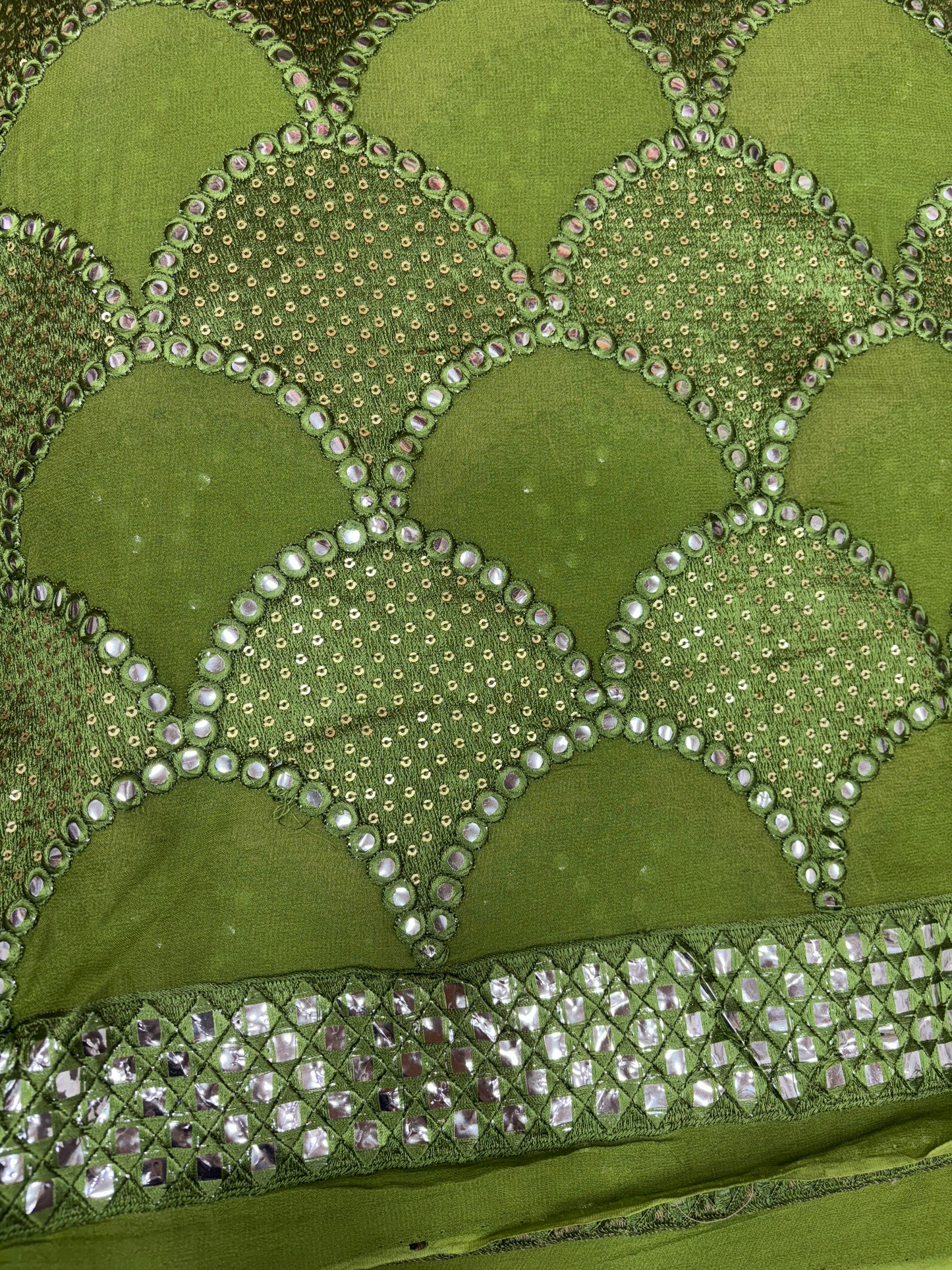Emerald Mirror Scallops (Gorjet with Mirror Work)
