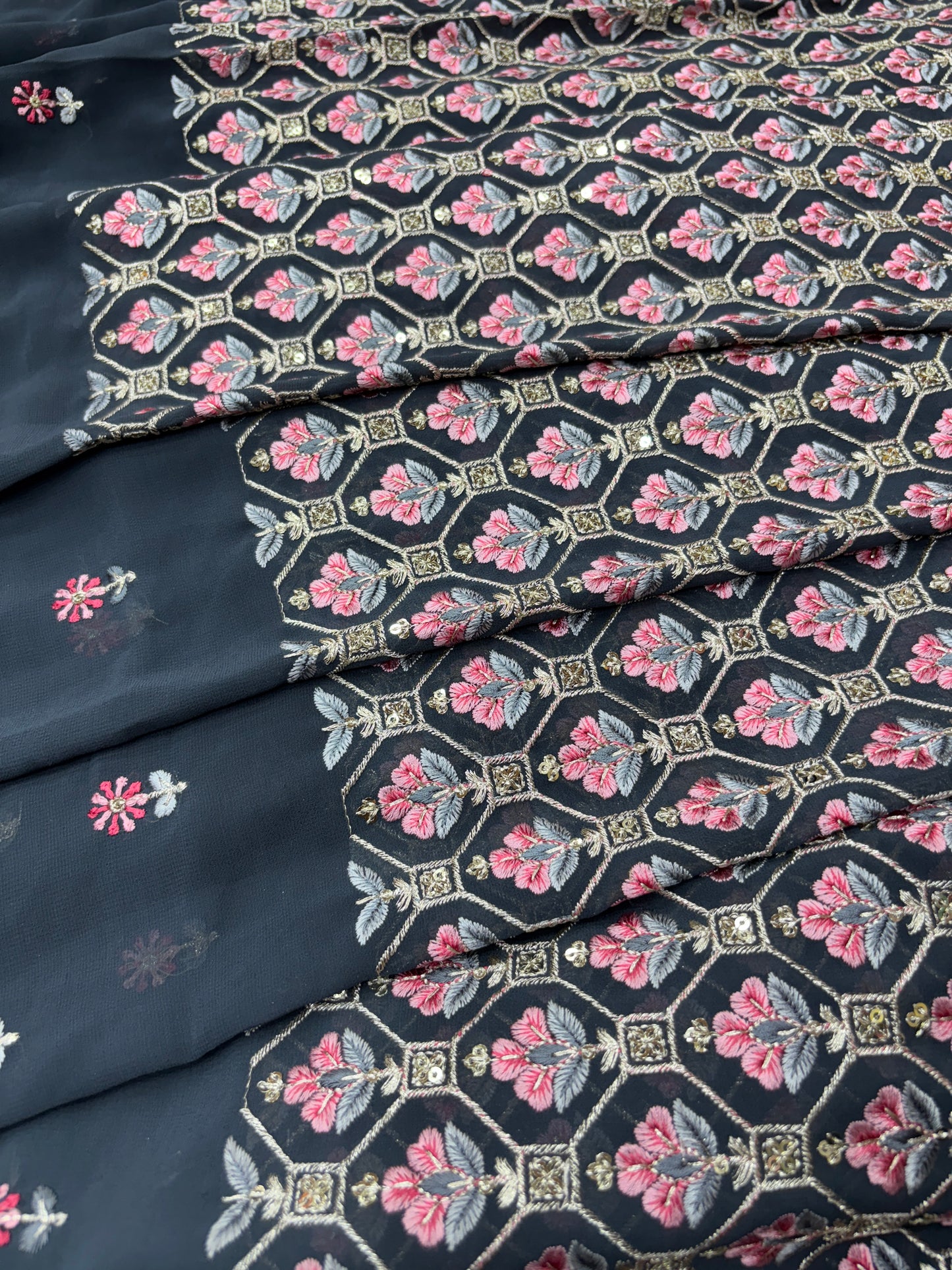 Rosegrid Floral Lattice